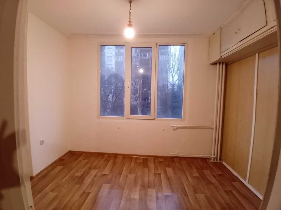 3-стаен под наем в Банишора