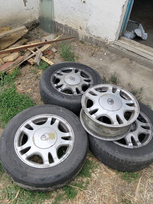 Продам диски от Тайоты размер 15