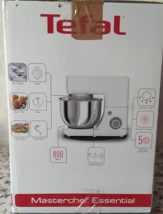 Vând robot de bucătărie Tefal MasterChef Essential QB150138