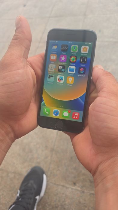 Schimb sau vând samsung a21s si iphone 8