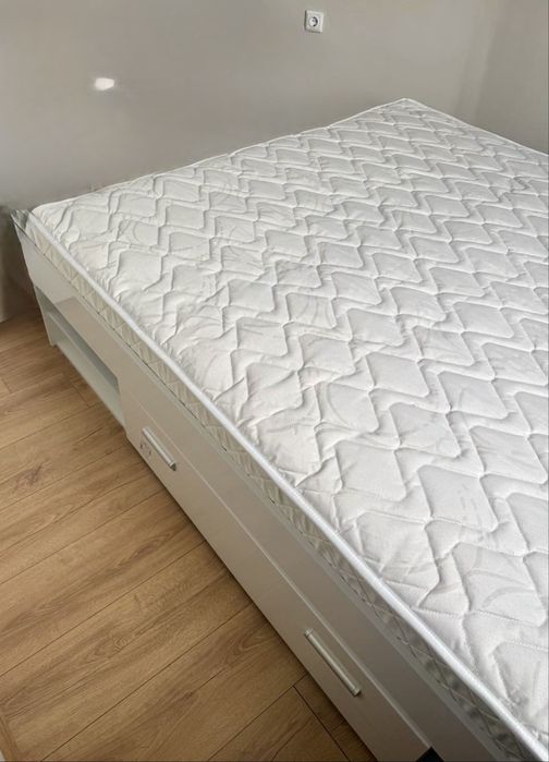 Чисто нова спалня(160см.) +матрак