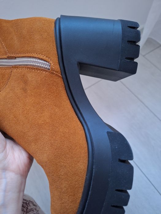 Cizme NOI piele nr 34( plus cadou)