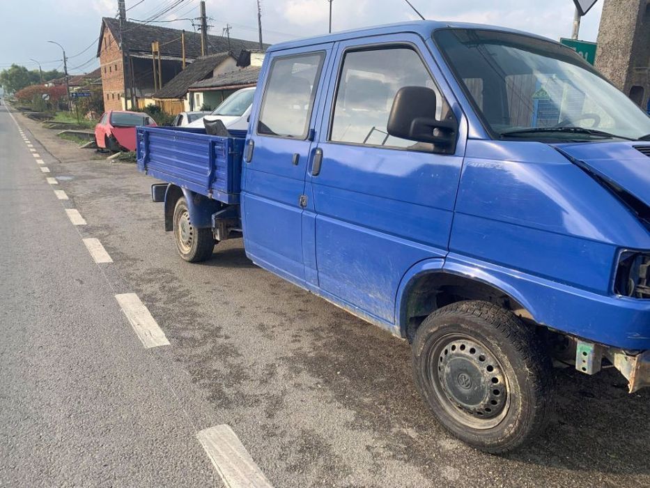 Dezmembrez Volkswagen T4 Syncro 2.4, 4x4, anul 1998