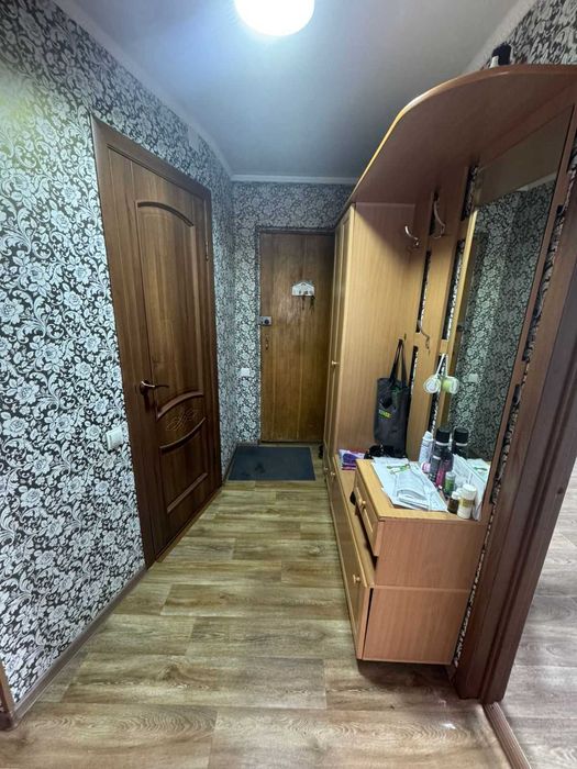 Продам 3х комн Ломоносова