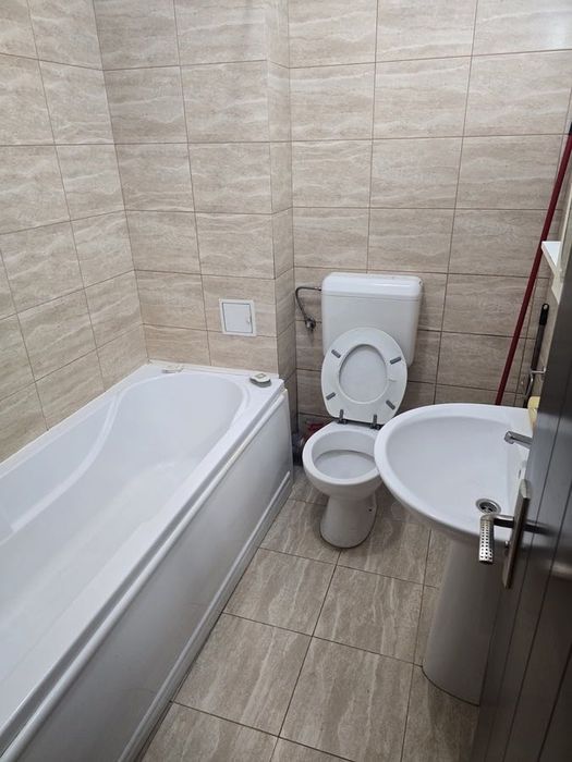 Inchiriere garsoniera Metrou Dimitrie Leonida