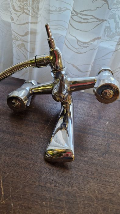 Смесител за душ български