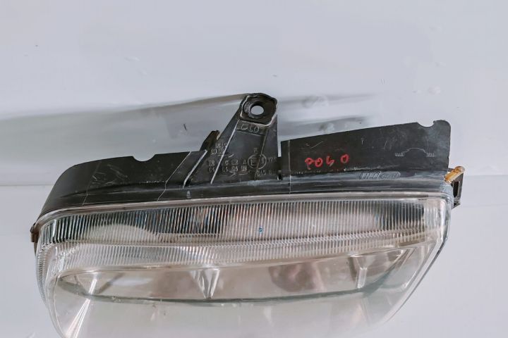 Far stanga 96381900L Volkswagen VW Polo a 3-a generatie 6N (facelift)