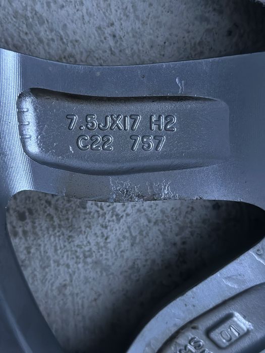 JANTE VOLVO 7,5 j x17 H2 + anvelope iarna GOOD YEAR