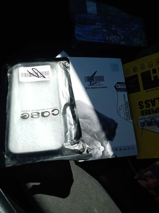 Лот от дисплей за gsm и батерии за лап топи
