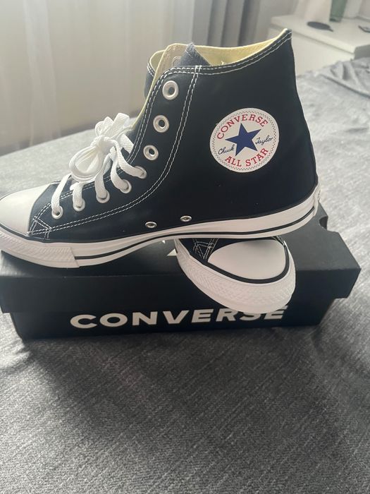 Tenesi Converse noi barbatesti