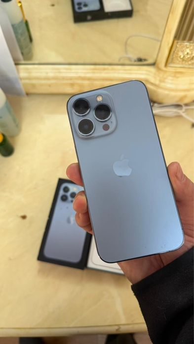 Продам айфон 13 про