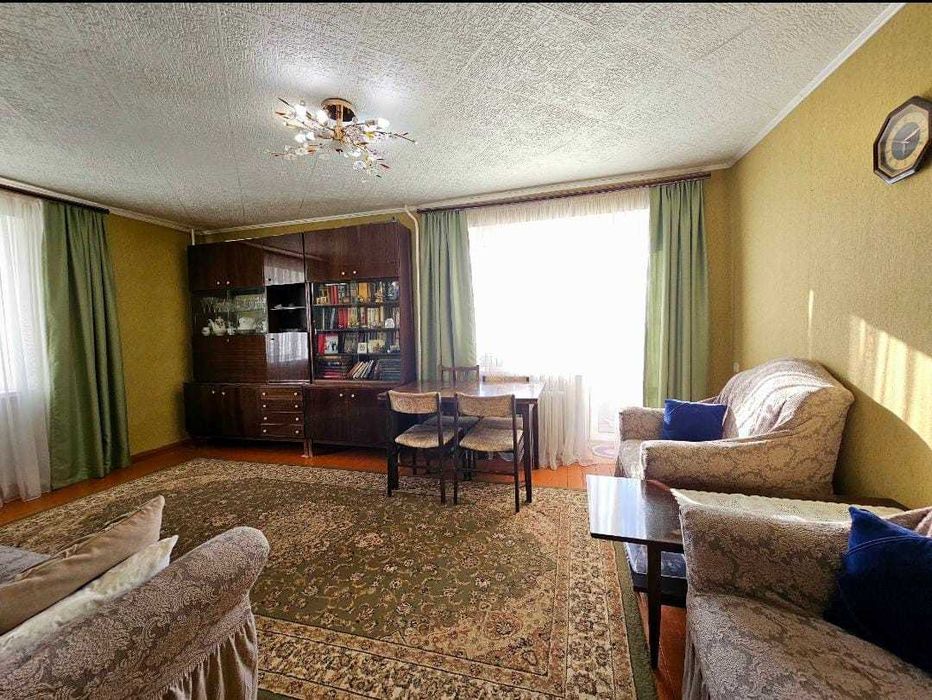 3 комн Комарова 22 млн!