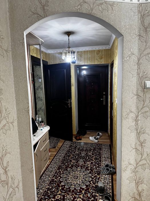 Продается квартира Новза метро 3/3/4  балкон 2х6 кирпичный дом