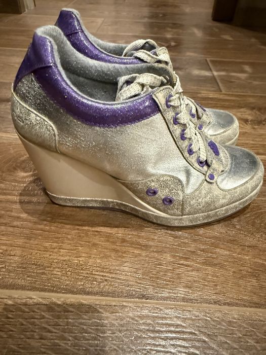 Fornarina маратонки на висок ток