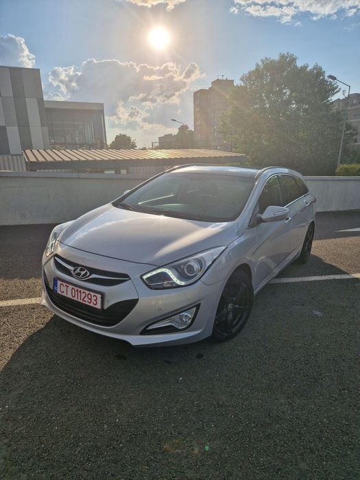 HYUNDAI i40 2012 — imagine 3