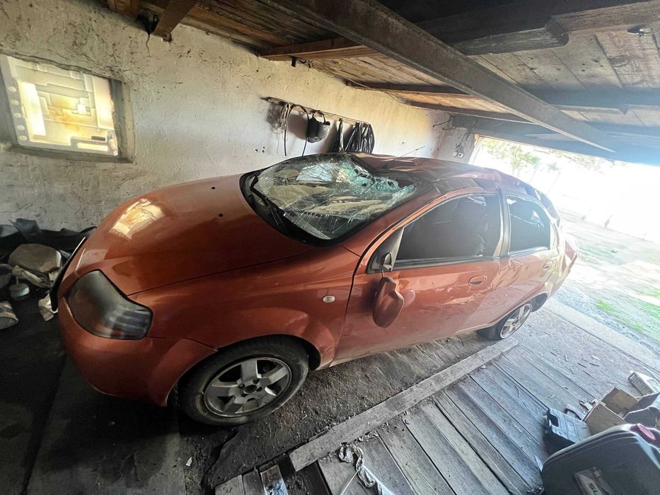 Продам аварийную Шевроле Авео