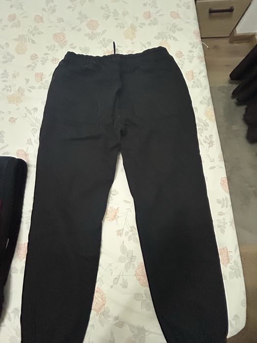 blugi bershka marimea xl