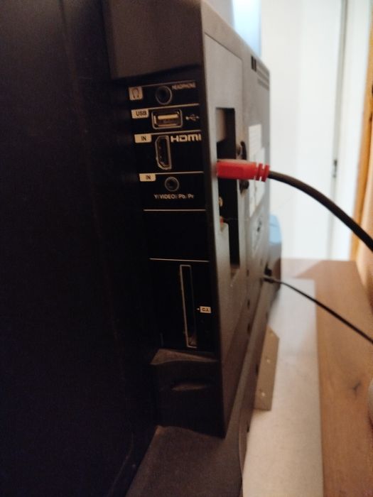 Телевизор Орион 40 инча