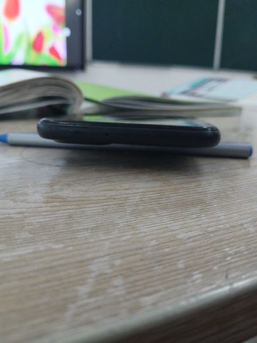 Samsung a23 продам торг есть