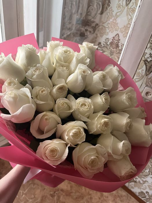 25 штук ақ розалар