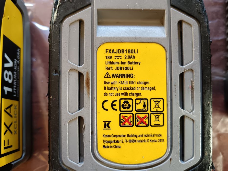 Impact și filetantă FXA, cu 4 acumulatori