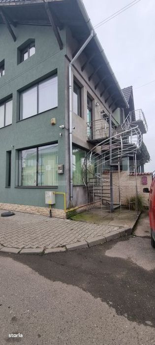 Complex comercial mixt de vanzare – investitie sigura intr-o zona pr