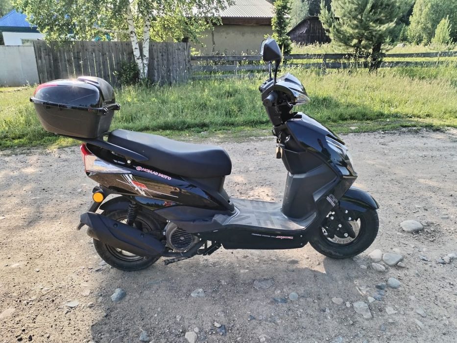 Продам скутер nomad m12