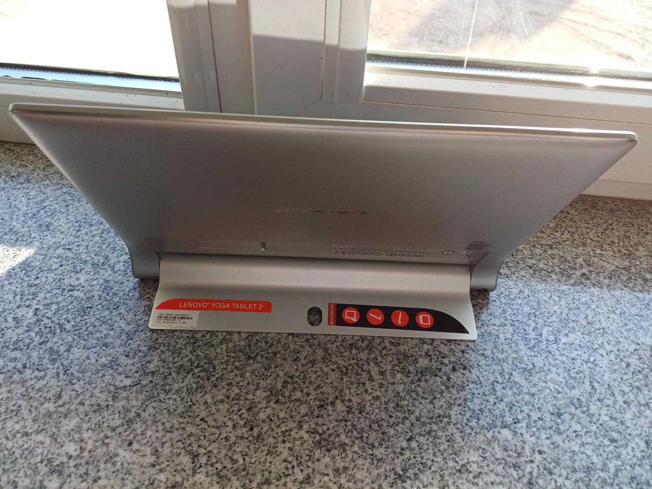 Таблет - Lenovo YOGA 10