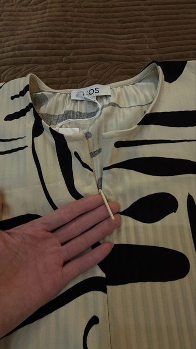 Костюм брючный COS