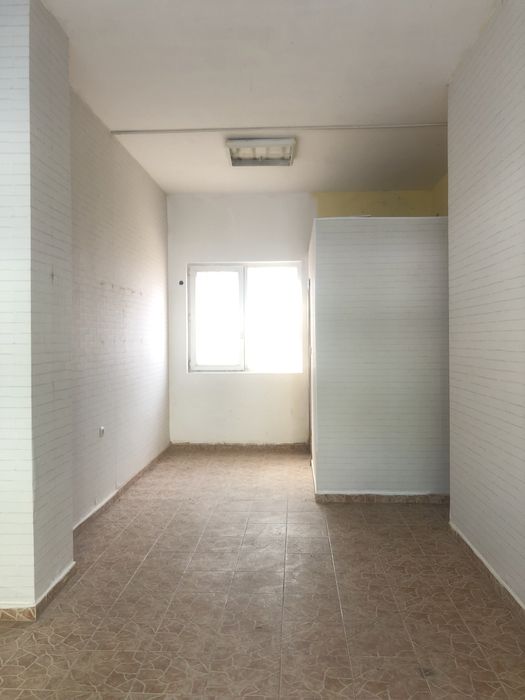 Дава се под наем Офис в Варна, Колхозен пазар - 30 кв.м за 214.2 € - Снимка #3