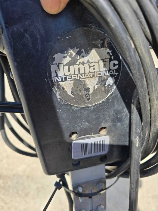 Monodisc Profesional Numatic - 3 Perii Noi Incluse - Ideal Curatenie