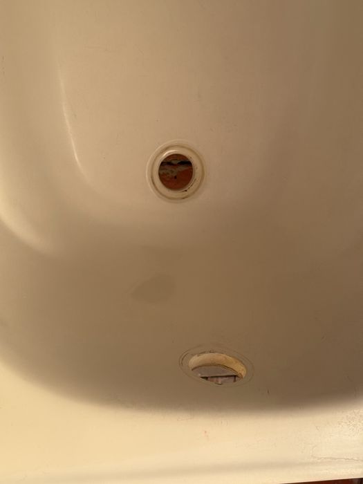 Ванна в очень хорошем состоянии