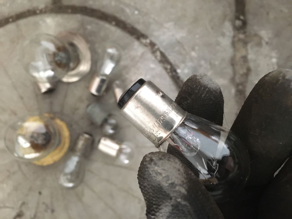 Продам лампочки