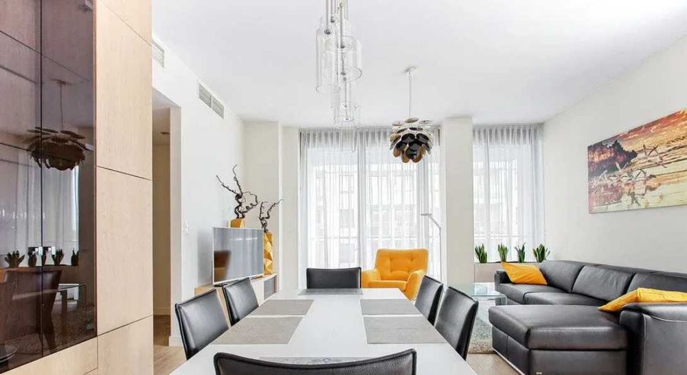 Дава се под наем Тристаен апартамент в Пловдив, Мараша - 90 кв.м за 357 € - Снимка #1