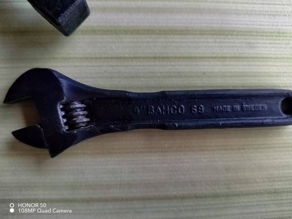 Инструменти, ключове и др.