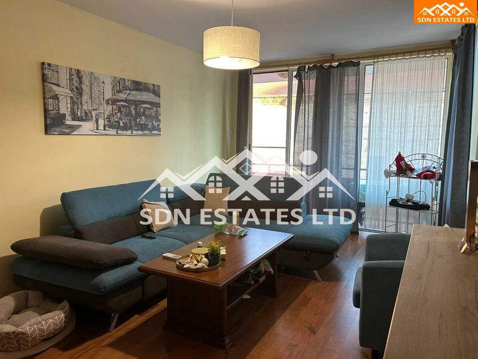 Продава се Четиристаен апартамент в Казанлък - 120 кв.м за 1834 €/кв.м - Снимка #1