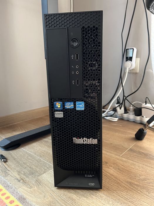 Lenovo C30 Xeon x2 CPU E5-2670 64 GB , HP Z420 Workstation E5-2680 64 GB,