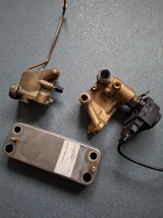 Piese de schimb ce se vede