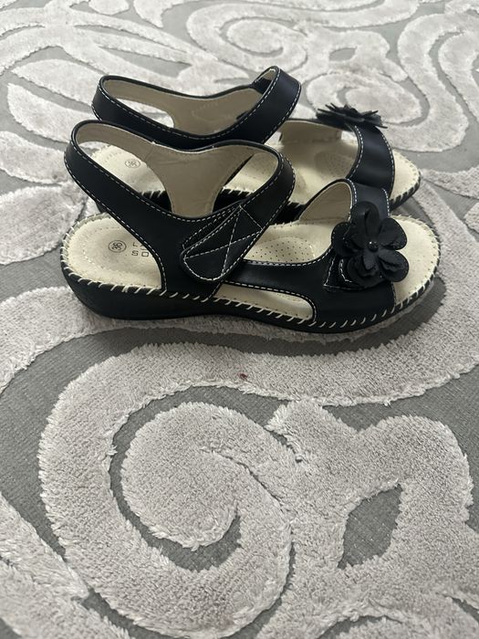 Сандалии кожа 36р