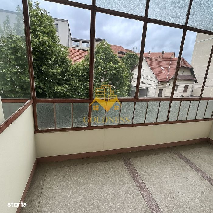 3 camere semidecomandate, Zona Garii, Horea, Semicentral