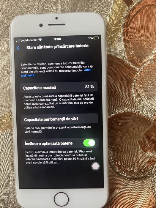 Vand iphone 8 256GB 81% state sanatate baterie schimb cu atv