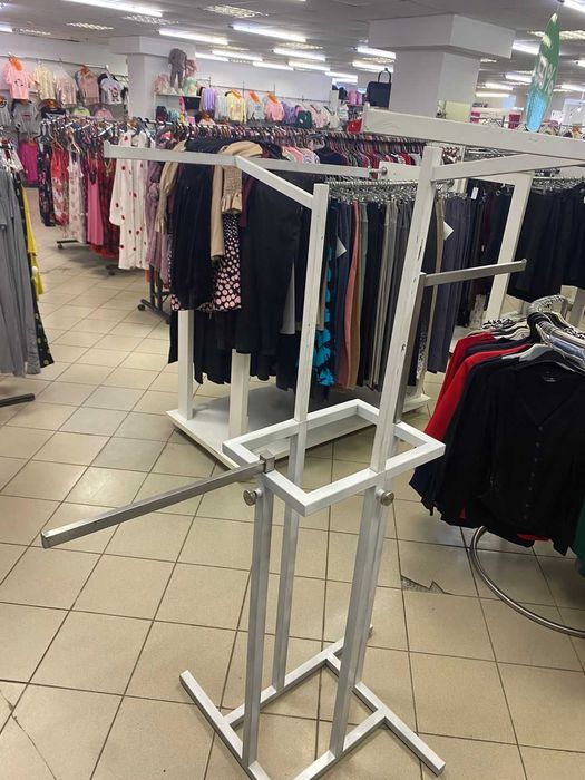 Вешалки напольная для одежда