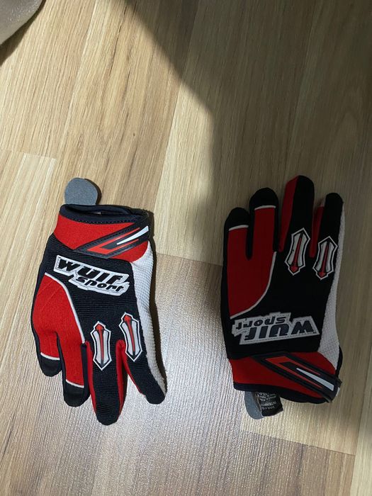 Панталони,блуза и ръкавици за мотокрос за деца.