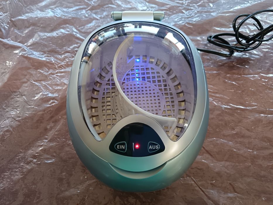 Cuva, aparat de curățat cu ultrasunete