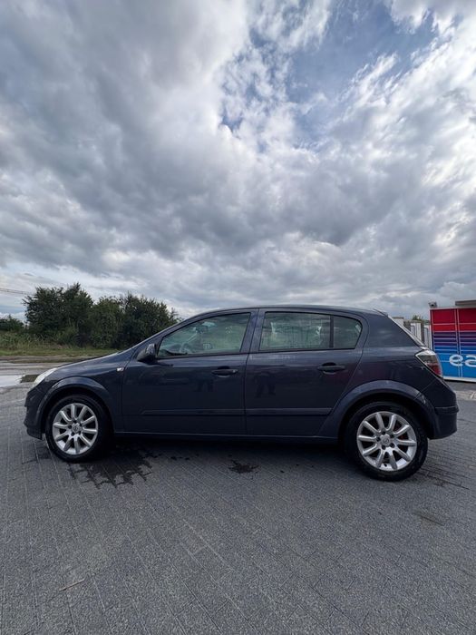 OPEL Astra 2009 — imagine 4