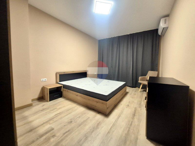 Дава се под наем Тристаен апартамент в Варна, Общината - 78 кв.м за 850 € - Снимка #12