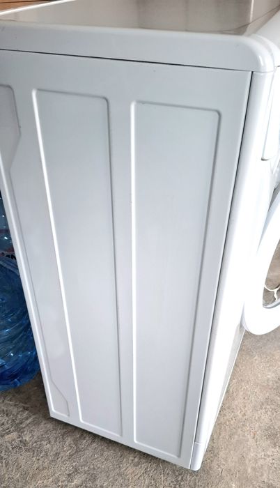 Страхотна пералня Indesit IWSC5105