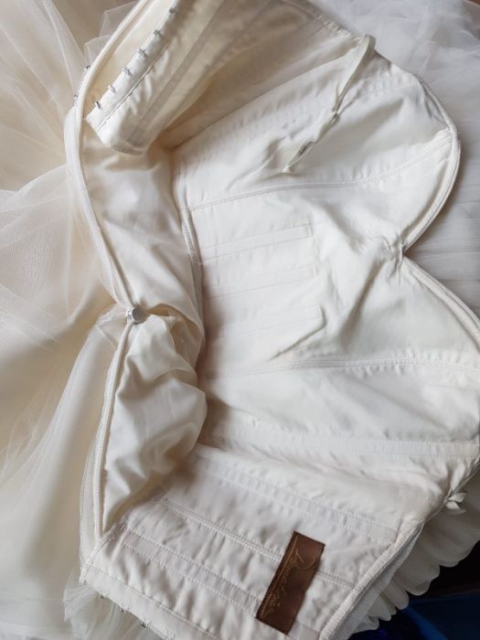 Rochie de mireasa Demetrios marimea 36