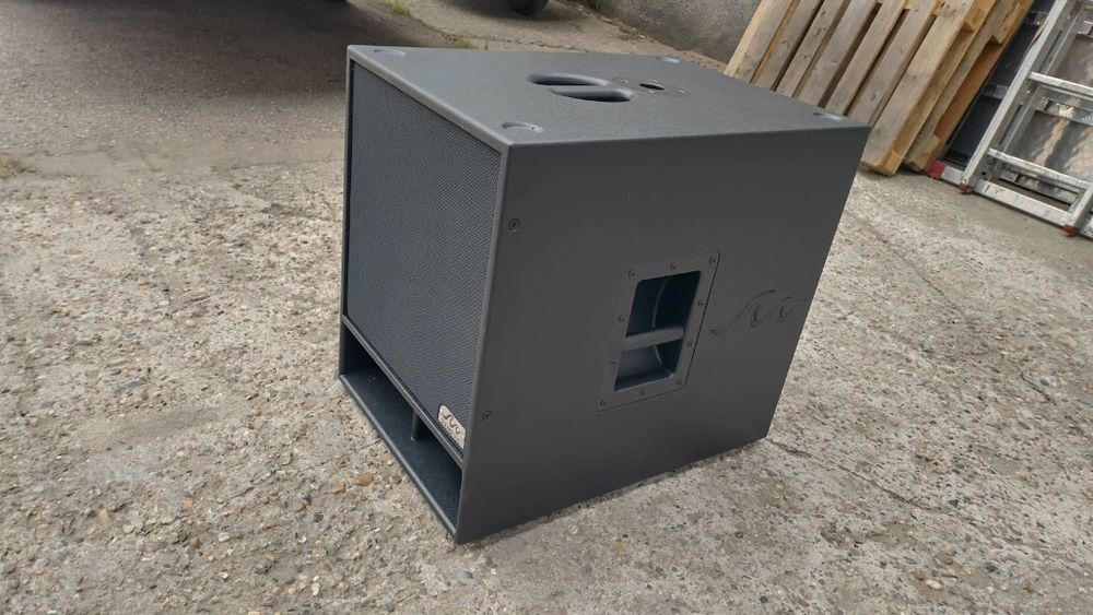 Активна Бас каса 15 инча Soundwave 1500W