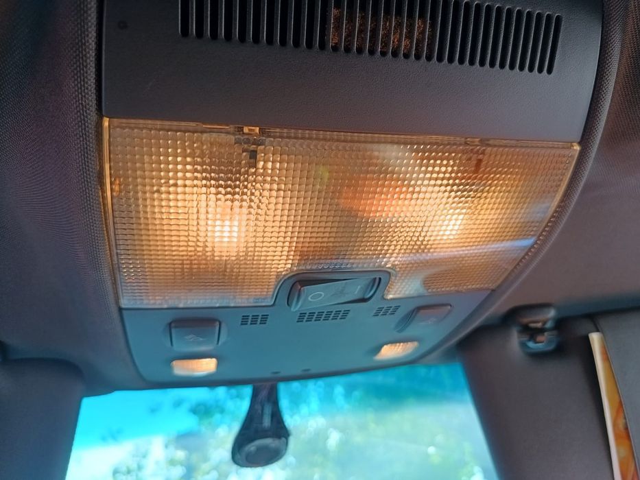 Dezmembrari  Audi A4 B7 (8E)  2004  > 2008 2.0 TDI 16V Motorina